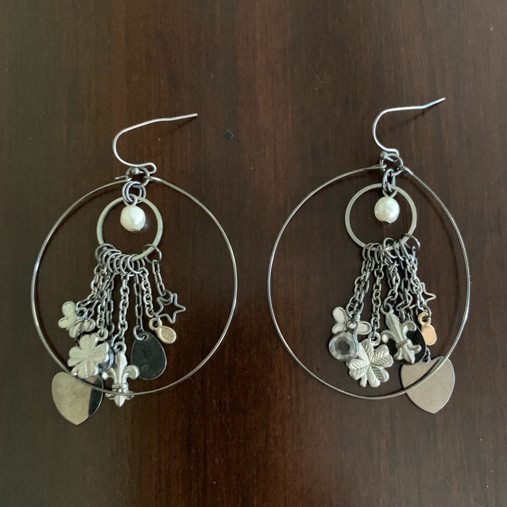 Express hoop charm gunmetal earrings